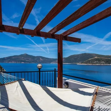 Kuluhana & Kalkan Aparthotel